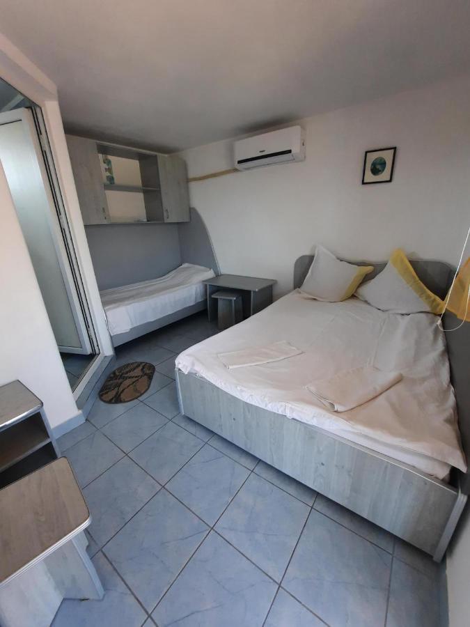 Casa De Vacanta Alexoiu Două Mai Екстериор снимка